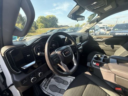 Used 2022 GMC Sierra 1500 Elevation image 15