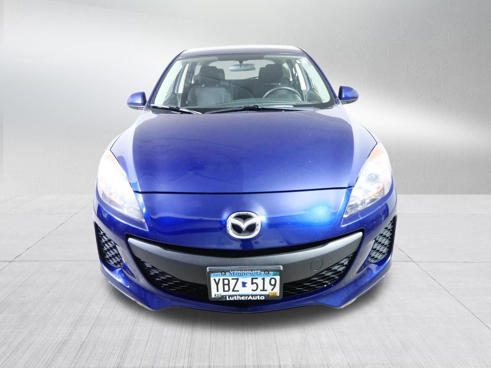 Used 2013 MAZDA MAZDA3 i Touring FWD image 2
