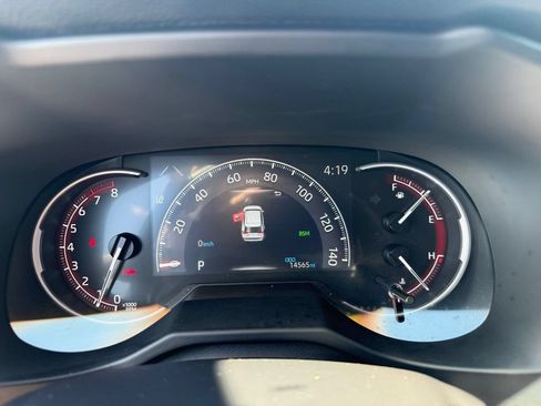 Used 2025 Toyota RAV4 XLE Premium FWD image 17