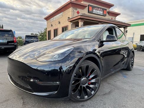 Used 2022 Tesla Model Y Performance AWD/4WD image 1
