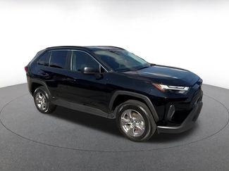 Used 2025 Toyota RAV4 LE video 2