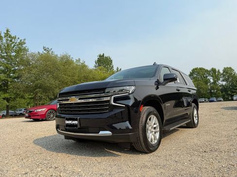 Used 2022 Chevrolet Tahoe LT w/ Luxury Package AWD/4WD image 32
