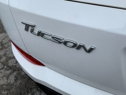 Used 2017 Hyundai Tucson SE image 14