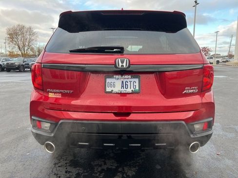 Used 2023 Honda Passport Elite image 6