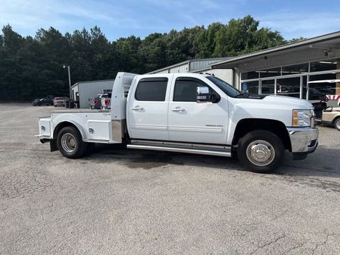 Used 2011 Chevrolet Silverado 3500 LTZ w/ LTZ Plus Package AWD/4WD image 15