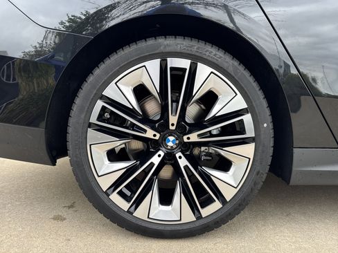 New 2026 BMW 530i xDrive AWD/4WD image 29