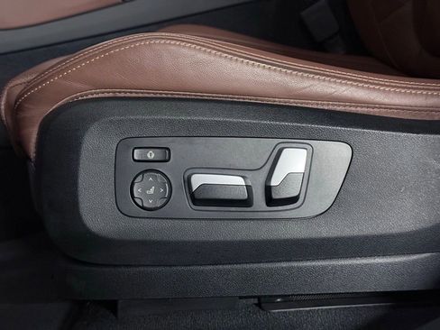 Used 2023 BMW X6 xDrive40i w/ M Sport Package AWD/4WD image 17