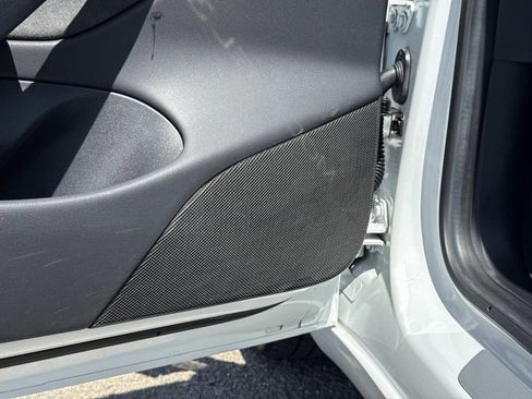 Used 2018 Tesla Model 3 Long Range RWD image 17