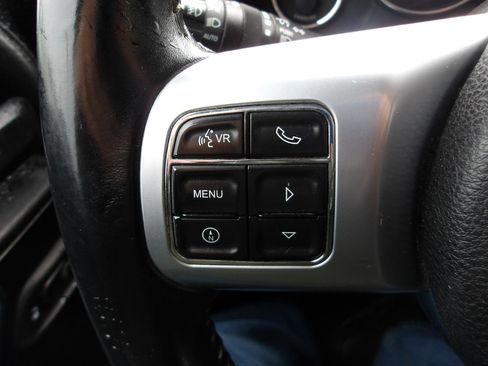 Used 2014 Jeep Wrangler Unlimited Rubicon AWD/4WD image 15