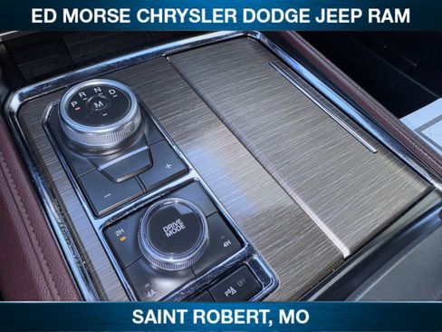 Used 2023 Ford Expedition Max Limited AWD/4WD image 24