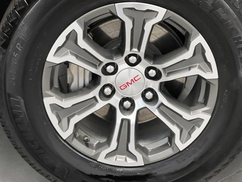 Used 2025 GMC Sierra 1500 SLT image 66