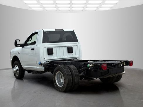 New 2024 RAM 3500 Tradesman image 5