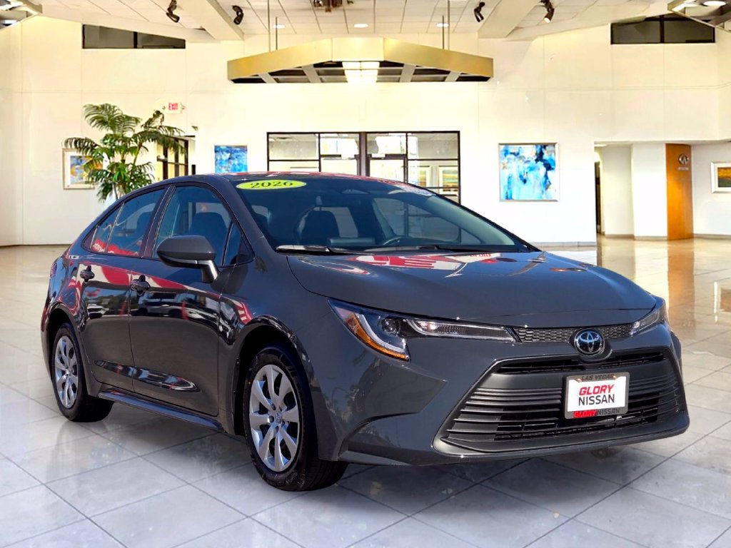 Used 2026 Toyota Corolla LE FWD image 3