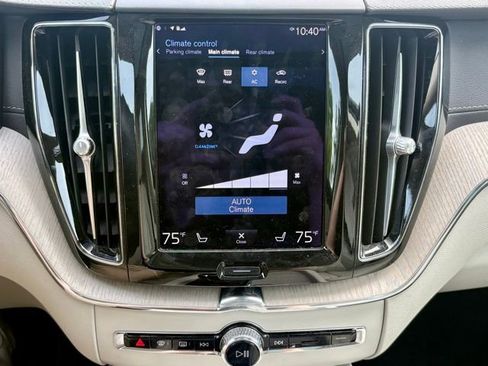 Used 2021 Volvo XC60 T5 Inscription w/ Advanced Package FWD image 23