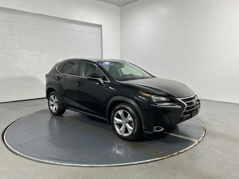 Used 2017 Lexus NX 200t AWD image 2