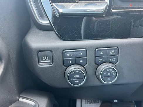 Used 2024 Chevrolet Silverado 2500 LTZ w/ LTZ Plus Package AWD/4WD image 25