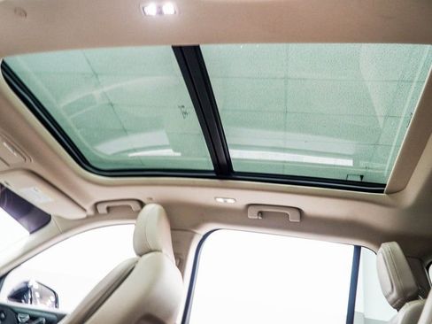 Used 2022 Lincoln Aviator Reserve w/ Elements Package Plus image 38