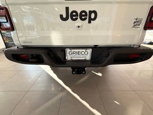 New 2026 Jeep Gladiator Mojave AWD/4WD image 6