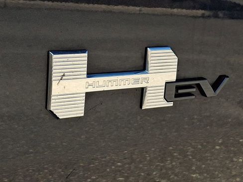 Used 2025 GMC Hummer EV 3X AWD/4WD image 32