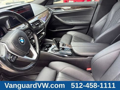 Used 2021 BMW 530i w/ Convenience Package RWD image 14