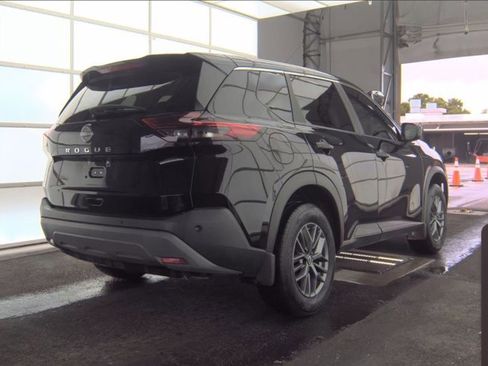 Certified 2023 Nissan Rogue S image 2