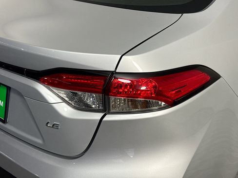 Used 2024 Toyota Corolla LE FWD image 33