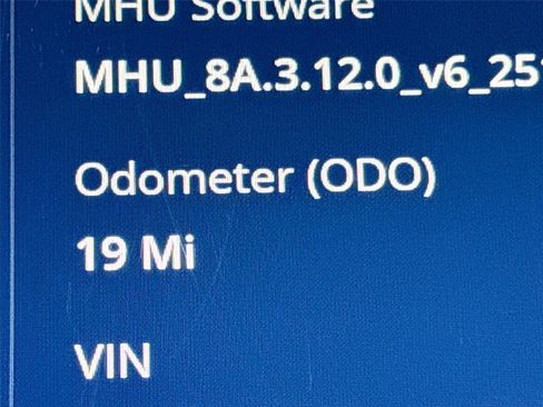 New 2025 VinFast VF 8 Plus image 12