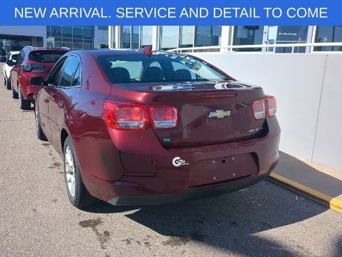 Used 2016 Chevrolet Malibu LT w/ Power Convenience Package FWD image 3