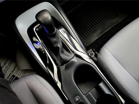 Certified 2023 Toyota Corolla SE image 36