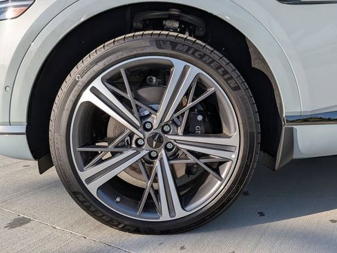 New 2026 Genesis GV80 3.5T e-SC AWD/4WD image 9