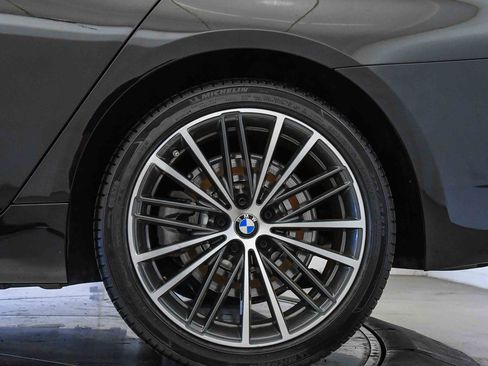 Certified 2022 BMW 530i w/ Convenience Package image 11