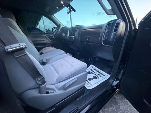 Used 2017 GMC Sierra 1500 2WD Regular Cab image 12