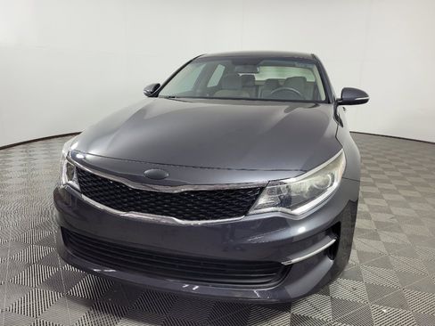 Used 2017 Kia Optima LX FWD image 15
