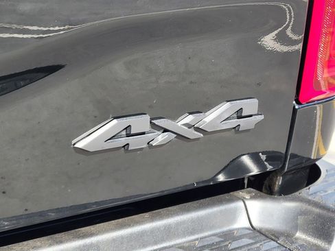 Used 2025 RAM 2500 Limited image 25