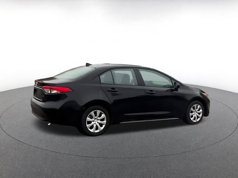 Used 2025 Toyota Corolla LE image 8