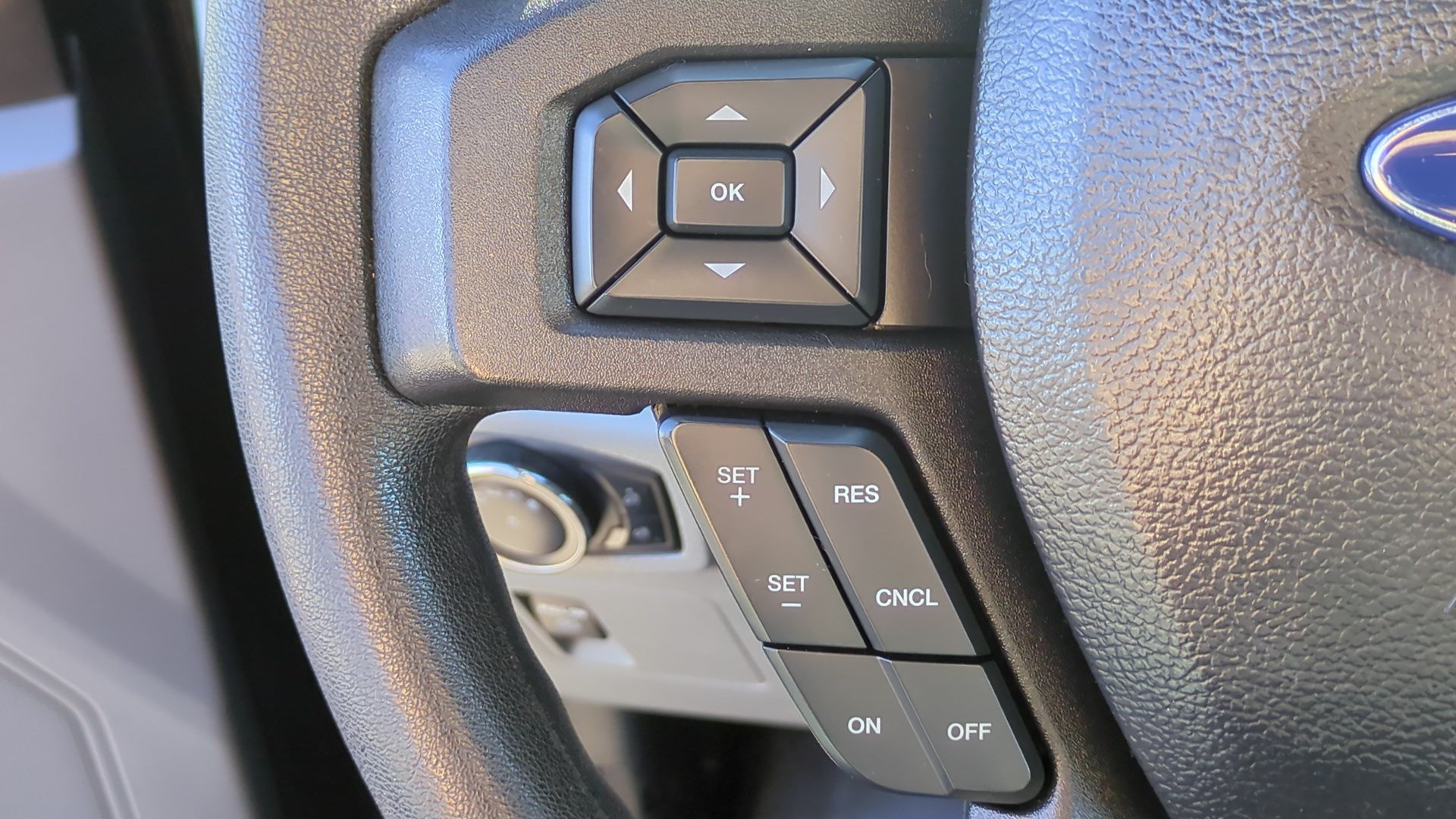 Used 2020 Ford F150 XLT w/ Trailer Tow Package RWD image 19