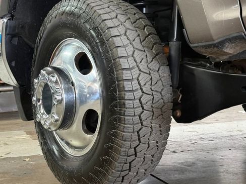 Used 2018 Ford F350 Lariat w/ Lariat Ultimate Package image 23