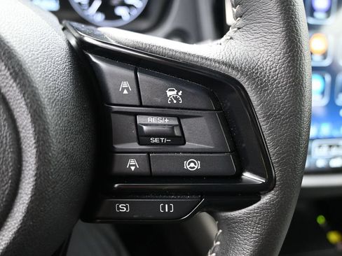 Used 2025 Subaru Forester Premium w/ Convenience Package #1 AWD/4WD image 25