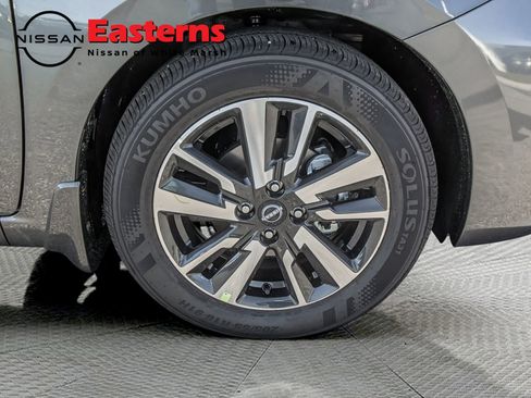 New 2025 Nissan Versa SV w/ Trunk Package image 24