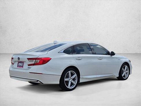 Used 2022 Honda Accord Touring image 5