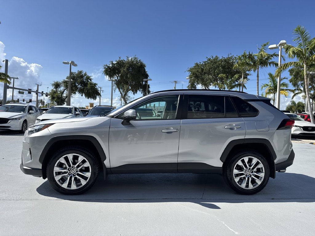 Used 2024 Toyota RAV4 XLE Premium FWD image 27