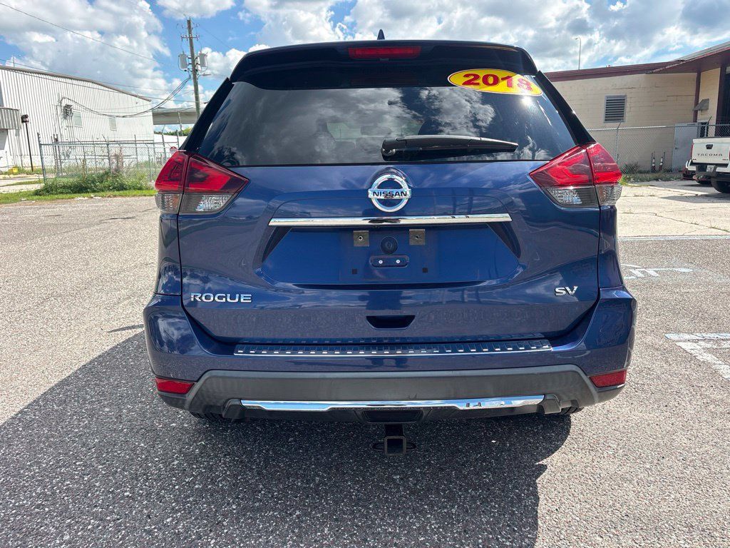 Used 2018 Nissan Rogue SV FWD image 4