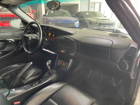 Used 2001 Porsche Boxster image 28