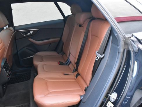 Used 2021 Audi Q8 Premium Plus image 20