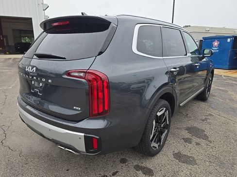 Certified 2024 Kia Telluride S w/ S Sunroof Package AWD/4WD image 8