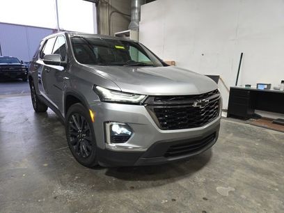 Used 2023 Chevrolet Traverse RS
