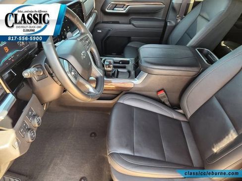 Used 2025 Chevrolet Silverado 1500 LT Trail Boss w/ Convenience Package II image 14