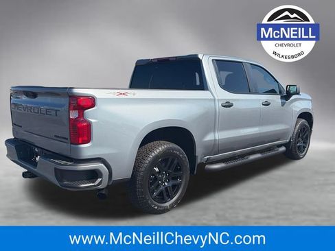 New 2026 Chevrolet Silverado 1500 Custom w/ Turbomax Blackout Package AWD/4WD image 8