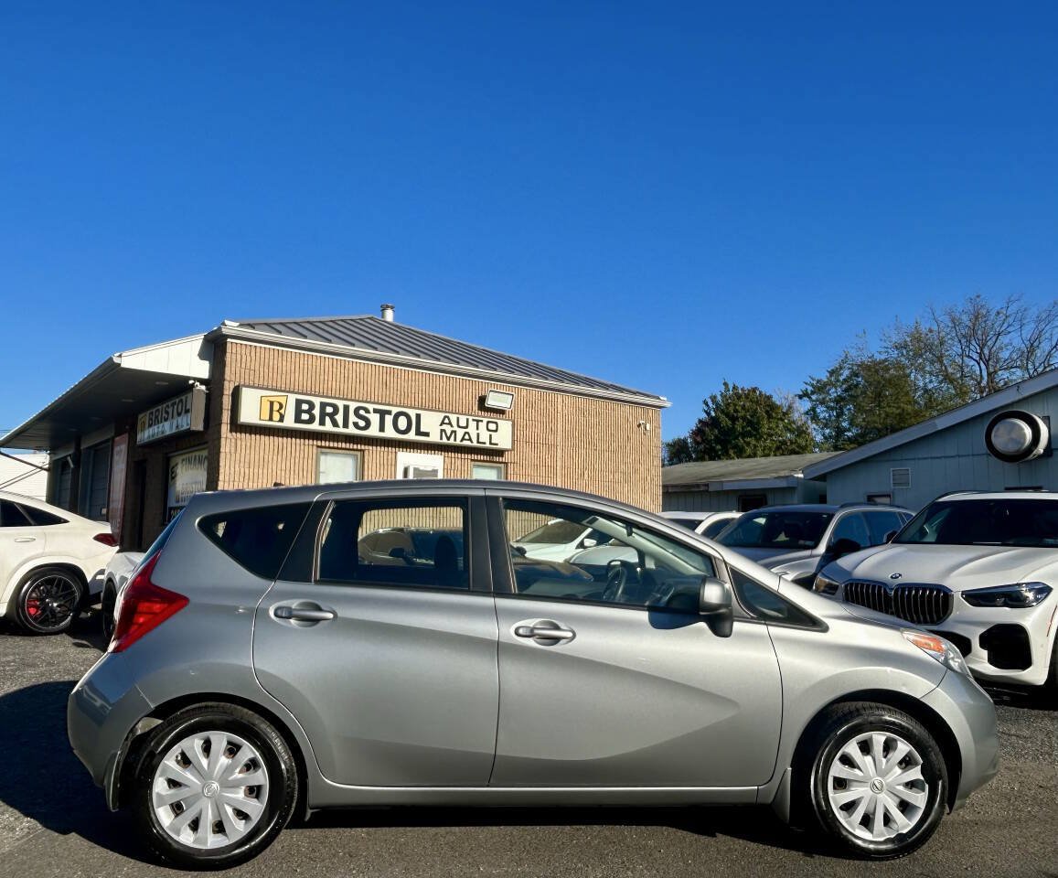 Used 2014 Nissan Versa Note SV FWD image 2