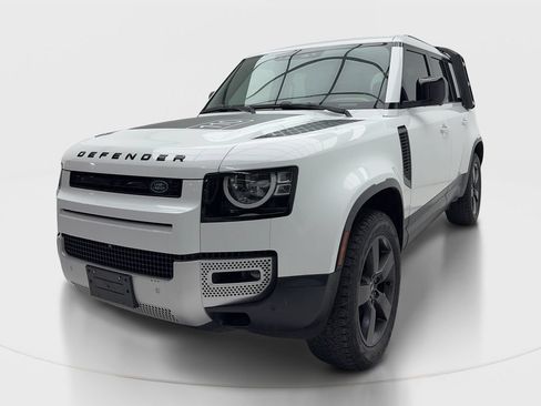 Used 2023 Land Rover Defender 110 S AWD/4WD image 4
